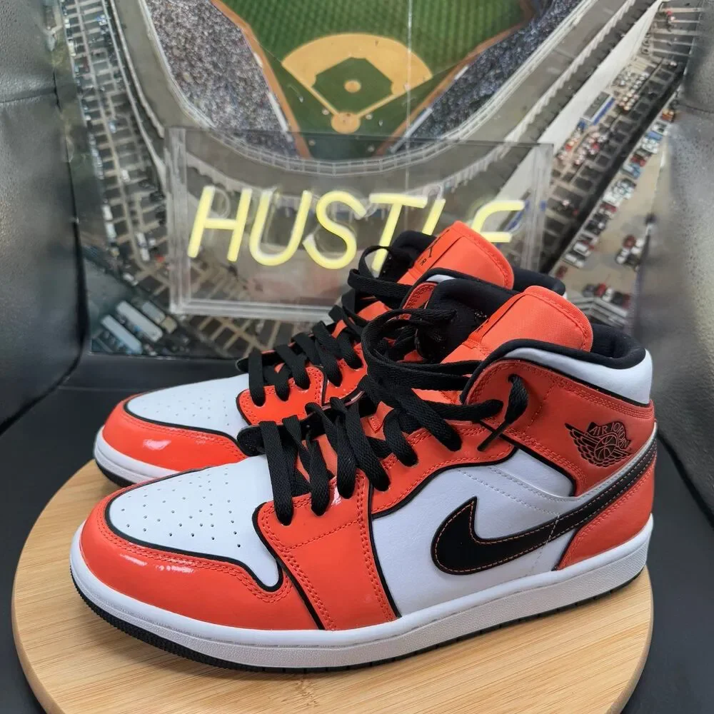 Nike Jordan 1 Mid SE ‘Turf Orange’ Men's Size 10